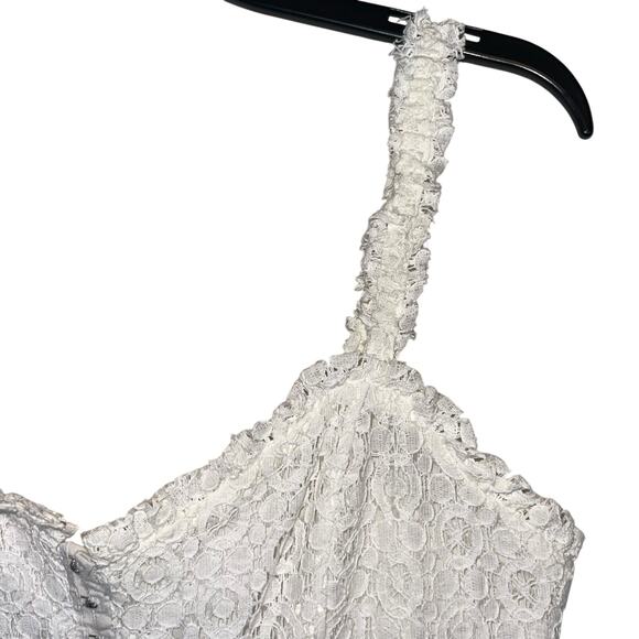 Storia Mini Dress Eyelette Lace Hook-and-Eye Shift - Picture 7 of 13